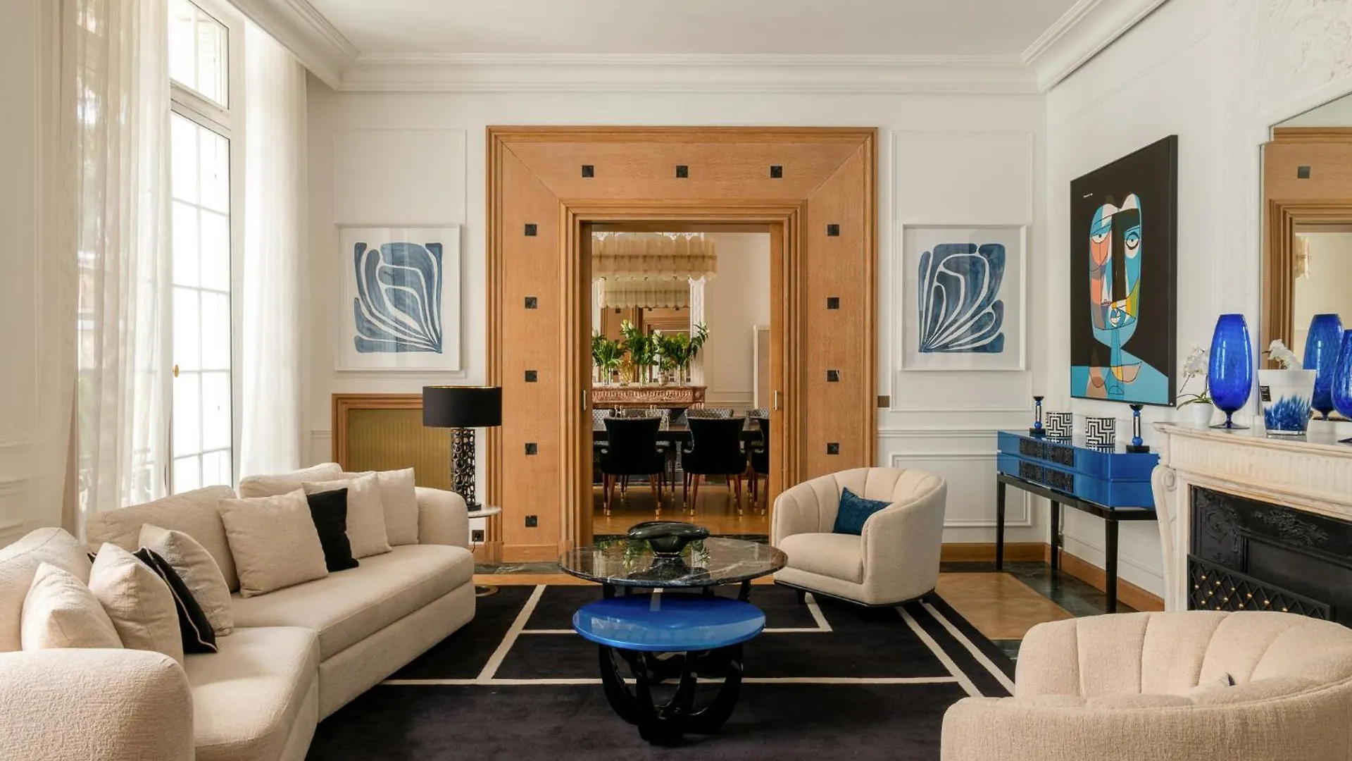 Highstay - Luxury Serviced Villa - Poincare contacts